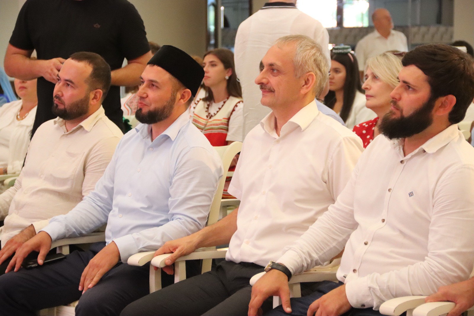 Единство народов — залог Победы: в Махачкале прошёл круглый стол о наследии Великой Отечественной войны